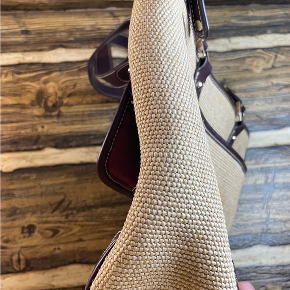 Etienne Aigner woven tan jute handbag with burgundy trim - Picture 11 of 16